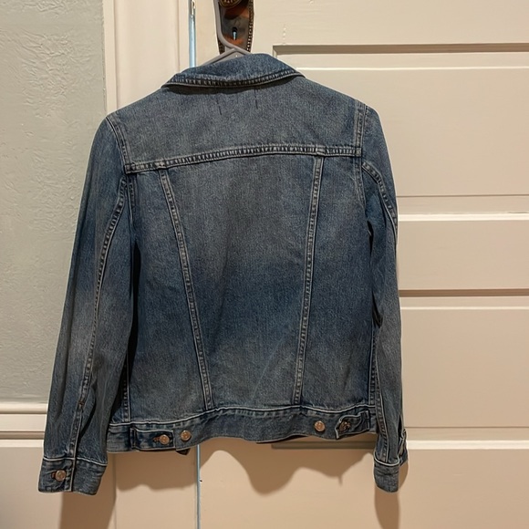 Madewell Classic Jean Jacket - Picture 2 of 4